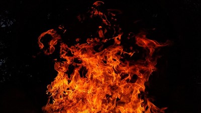 fire-gdea02745d_1280.jpg